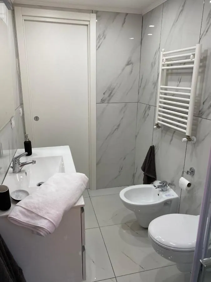B&B Aria Di Sole Neapel 0*,